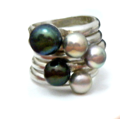 Simple Stack Ring with Pearl